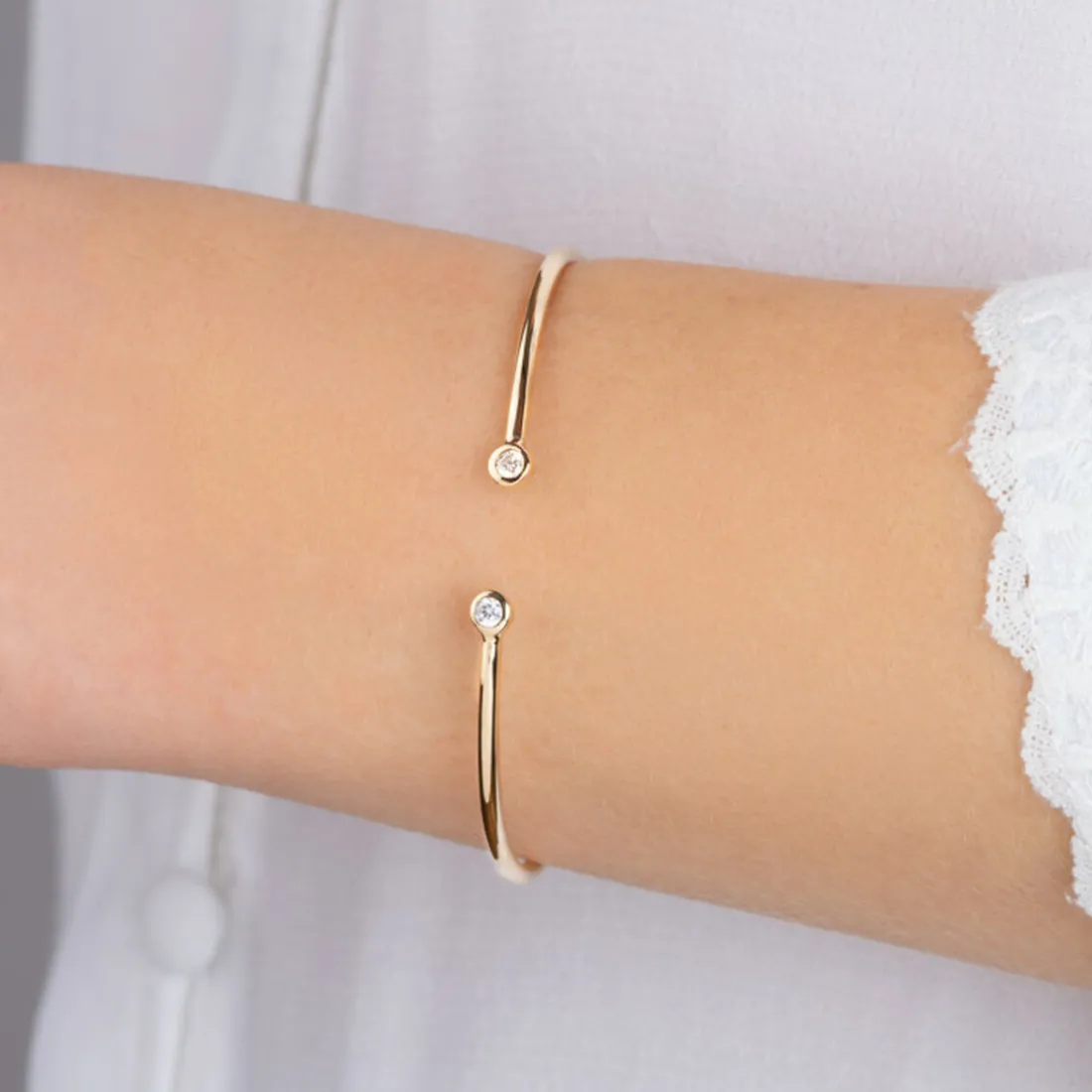 Bracelet Jonc plaqué or oxyde de zirconium 56mm Maison de la Bijouterie UWZ65656
