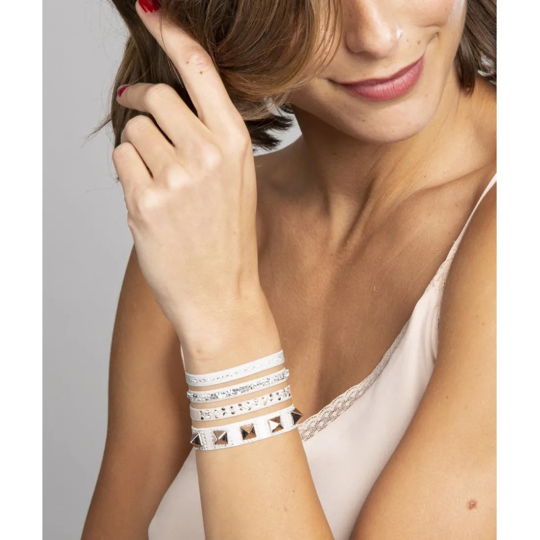 Bracelet Les Interchangeables A39369 - Bracelet Tissu Gris Cristaux de haute qualité Femme