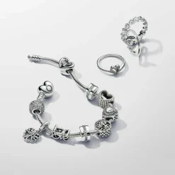 Bracelet Pandora Moments Maille Serpent Fermoir Cœur