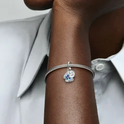 Charm double pendant Pandora Moments Papillon bleu scintillant & Citation