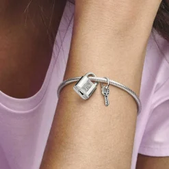 Charm Pandora moments Cadenas & Clé Argent