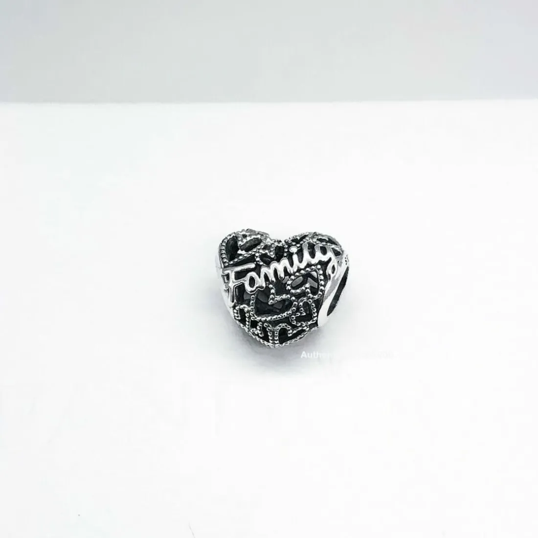 Charm Pandora Moments Cœur de Famille