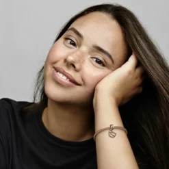 Charm Pendant Cœurs Entrelacés Sœurs Séparables – Pandora Moments
