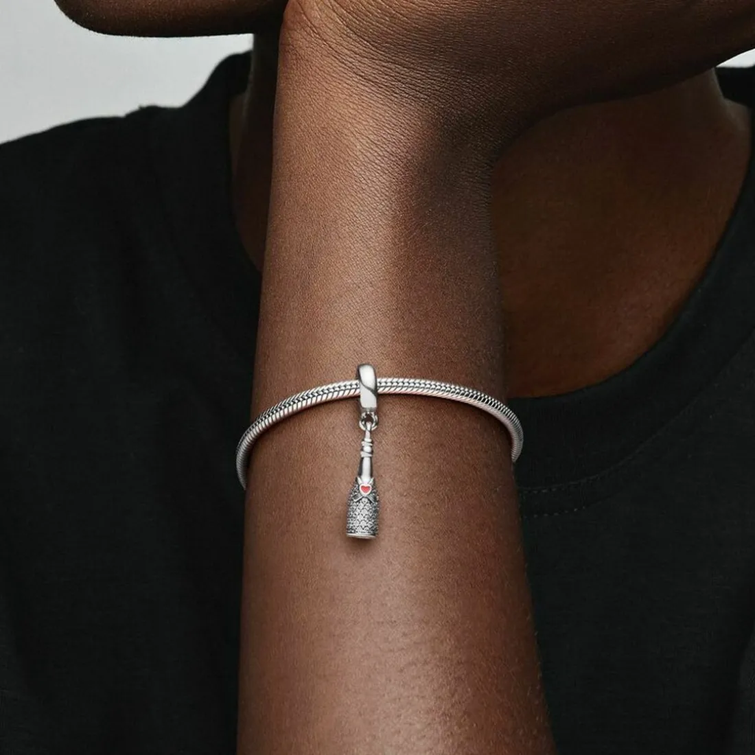 Charm Pendant Pandora Moments Bouteille de Vin Scintillante