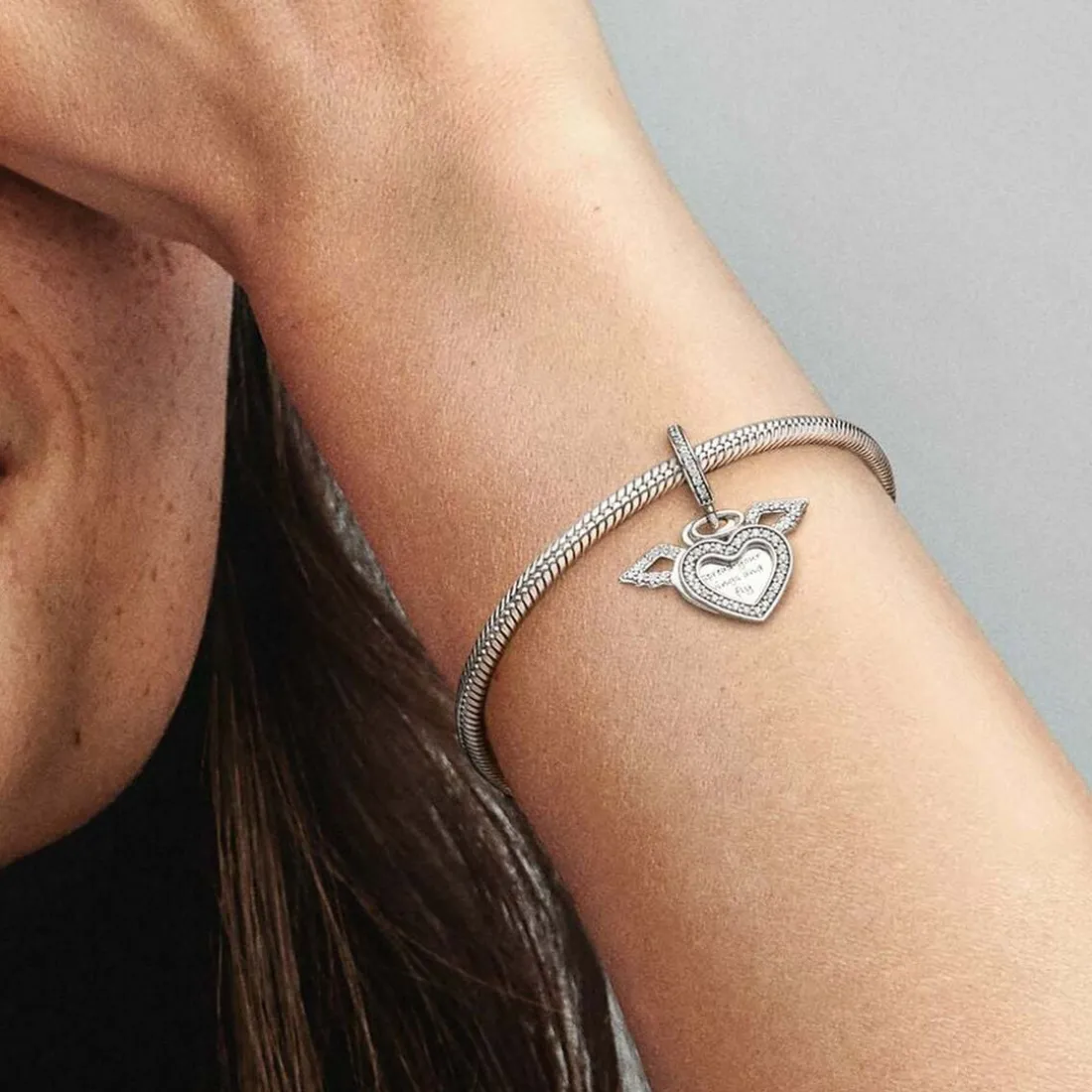 Charm Pendant Pandora Moments Cœur et Ailes d'Ange