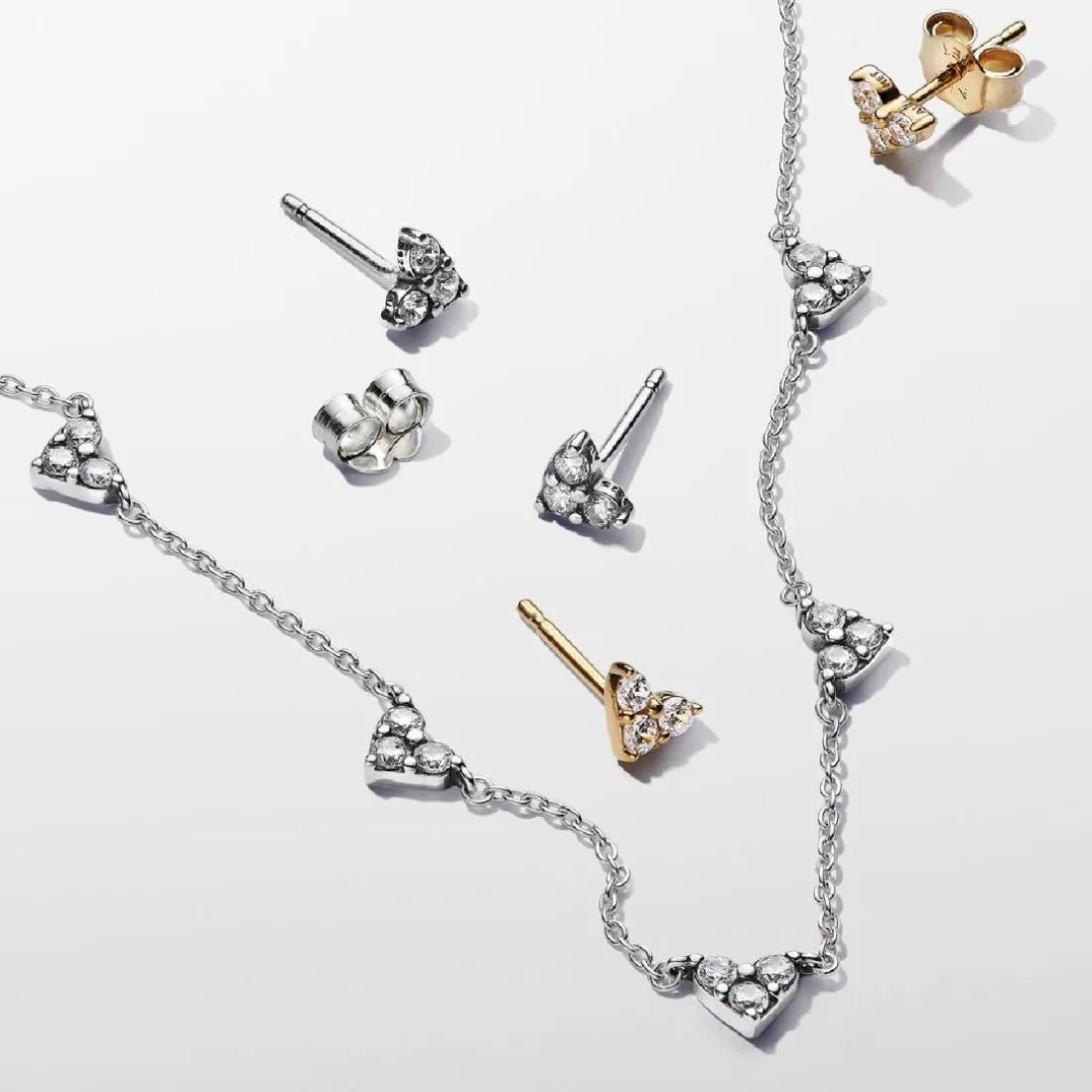 Collier Cœurs Trios de Pierres