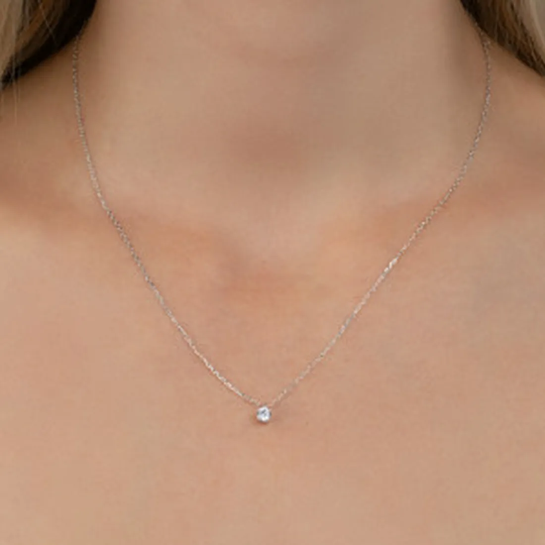 Collier femme argent rhodié blanc serti griffe - VW30W445