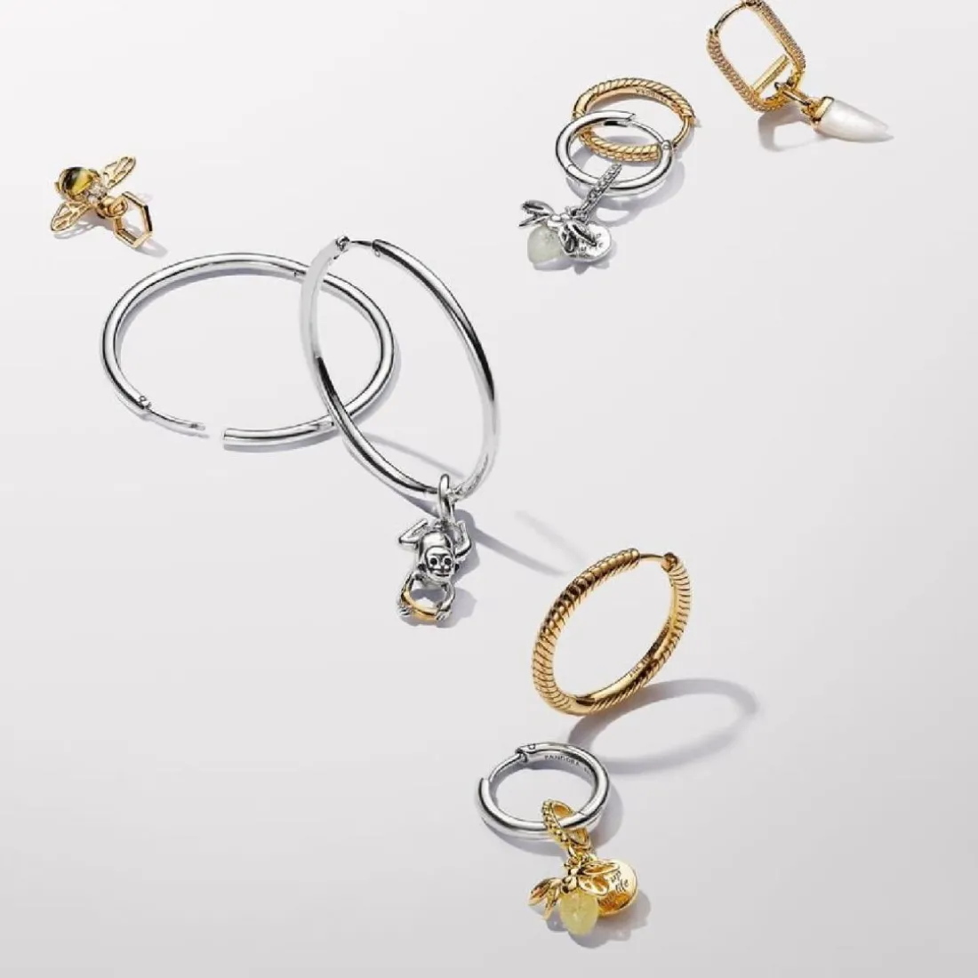 Créoles à Charms Pandora Moments 40 mm